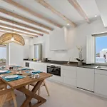 Aria Naxos City