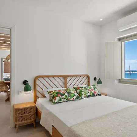 Aria Naxos City